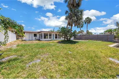310 Avenida Milano, Sarasota, FL 34242 - Photo 34
