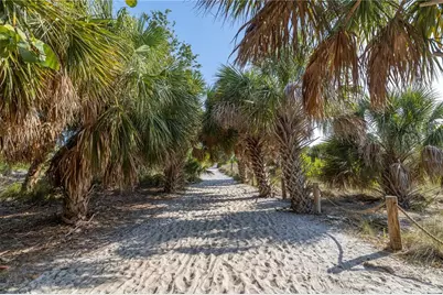 310 Avenida Milano, Sarasota, FL 34242 - Photo 42