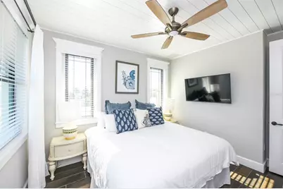 340 Jackson Drive, Sarasota, FL 34236 - Photo 32