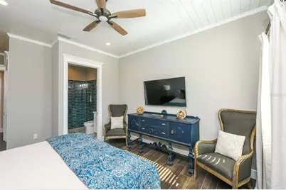 340 Jackson Drive, Sarasota, FL 34236 - Photo 44