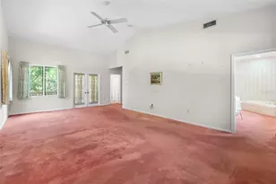 1671 South Dr, Sarasota, FL 34239 - Photo 32