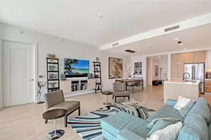 301 Quay Commons, Sarasota, FL 34236 - Photo 12