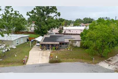 4015 Asbury Place, Sarasota, FL 34233 - Photo 4