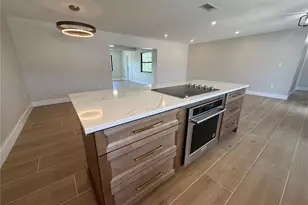 808 25th Ave W, Palmetto, FL 34221 - Photo 14