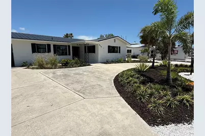 808 25th Avenue W, Palmetto, FL 34221 - Photo 1