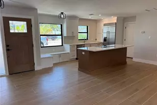 808 25th Ave W, Palmetto, FL 34221 - Photo 8