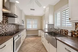 1345 Moonmist Dr, Sarasota, FL 34242 - Photo 12