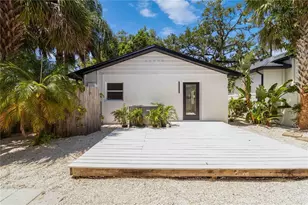 2410 Floyd St, Sarasota, FL 34239 - Photo 30