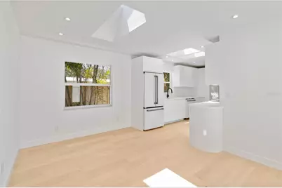2410 Floyd Street, Sarasota, FL 34239 - Photo 12