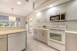 5698 Country Walk Ln, Sarasota, FL 34233 - Photo 22