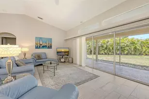 5698 Country Walk Ln, Sarasota, FL 34233 - Photo 2