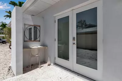 130 N Adams Drive, Sarasota, FL 34236 - Photo 68