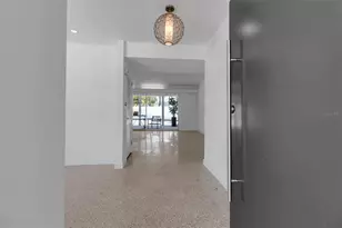 130 N Adams Dr, Sarasota, FL 34236 - Photo 12