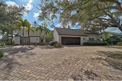 3970 Prairie Dunes Drive, Sarasota, FL 34238 - Photo 2