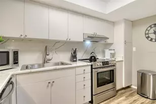 2055 Gulf of Mexico Dr, Longboat Key, FL 34228 - Photo 10