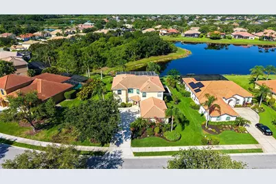 12520 Natureview Circle, Bradenton, FL 34212 - Photo 2