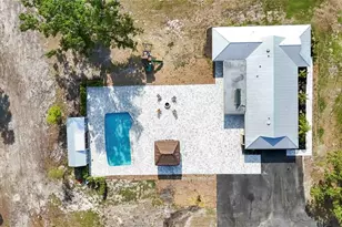 2255 61st St, Sarasota, FL 34243 - Photo 44