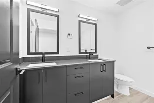 221 Main St N, Saint Petersburg, FL 33716 - Photo 10