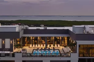 221 Main St N, Saint Petersburg, FL 33716 - Photo 1