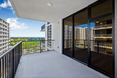 221 Main Street N #1005, Saint Petersburg, FL 33716 - Photo 16