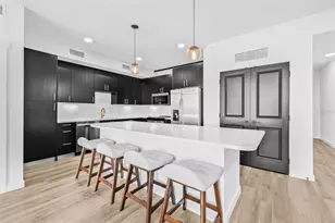 221 Main St N, Saint Petersburg, FL 33716 - Photo 8