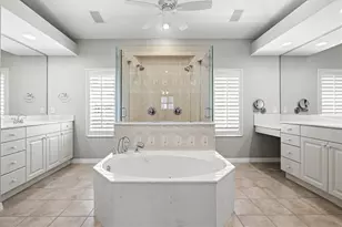 8930 Bloomfield Blvd, Sarasota, FL 34238 - Photo 34