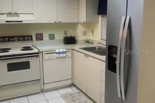 1000 Benjamin Franklin Dr, Sarasota, FL 34236 - Photo 1