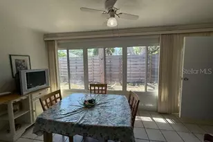 2664 Woodgate Ln, Sarasota, FL 34231 - Photo 8