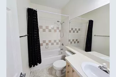 7743 Plantation Circle, University Park, FL 34201 - Photo 6