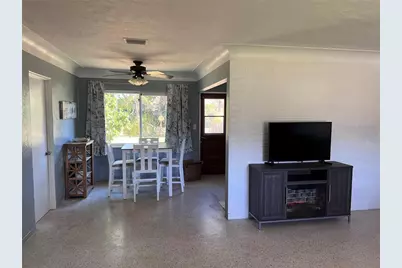 2833 62nd Street N, Saint Petersburg, FL 33710 - Photo 6