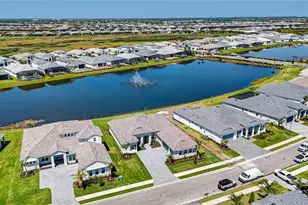 8218 Nevis Run, Lakewood Ranch, FL 34202 - Photo 46