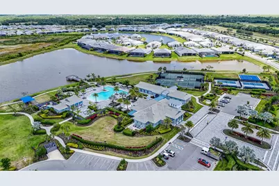 8218 Nevis Run, Lakewood Ranch, FL 34202 - Photo 2