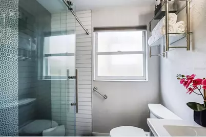 161 Golden Gate Point #4, Sarasota, FL 34236 - Photo 20