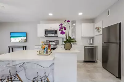 161 Golden Gate Point #4, Sarasota, FL 34236 - Photo 18