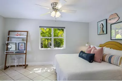 161 Golden Gate Point #1, Sarasota, FL 34236 - Photo 24