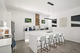 2365 Waldemere St, Sarasota, FL 34239 - Photo 10