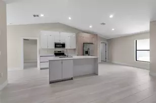 23367 Mayville Ave, Punta Gorda, FL 33980 - Photo 10