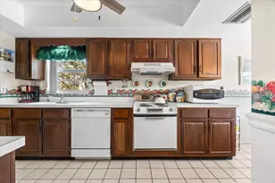 5600 Beach Way Dr, Sarasota, FL 34242 - Photo 12