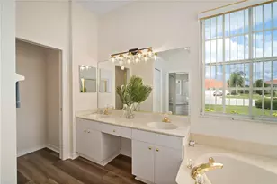 1103 Signature Dr, Sun City Center, FL 33573 - Photo 14