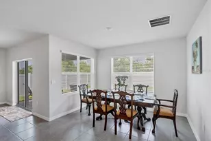 2105 Grand Flora Trl, Bradenton, FL 34208 - Photo 12