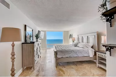 2425 Gulf Of Mexico Drive #14B, Longboat Key, FL 34228 - Photo 22