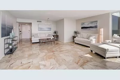2425 Gulf Of Mexico Drive #14B, Longboat Key, FL 34228 - Photo 8