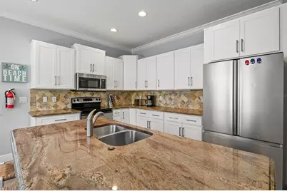 145 50th St, Holmes Beach, FL 34217 - Photo 8