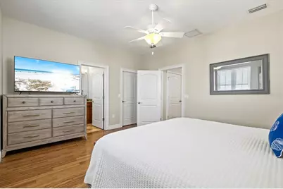 145 50th St, Holmes Beach, FL 34217 - Photo 30