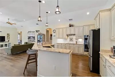 4958 Gardiners Bay Circle, Sarasota, FL 34238 - Photo 10