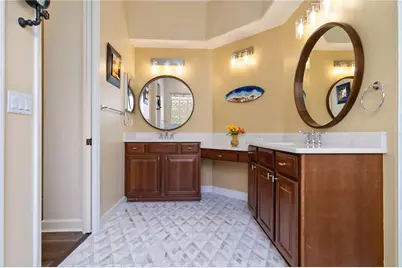 4958 Gardiners Bay Circle, Sarasota, FL 34238 - Photo 16