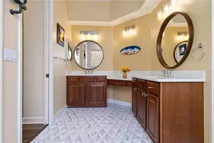 4958 Gardiners Bay Cir, Sarasota, FL 34238 - Photo 16