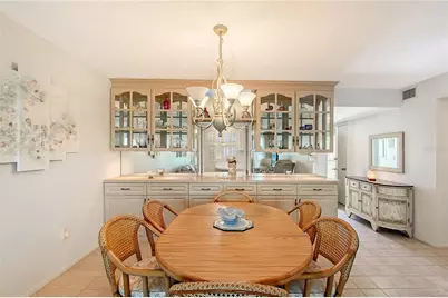 1350 N Portofino Drive #402, Sarasota, FL 34242 - Photo 12