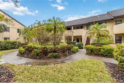 5734 Ashton Lake Drive #7, Sarasota, FL 34231 - Photo 4