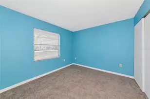 3072 Lake Bayshore Dr, Bradenton, FL 34205 - Photo 16